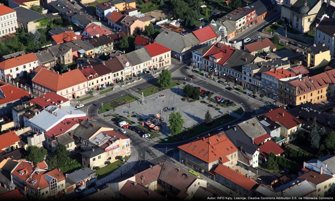 Uczniowie z Łęk wicemistrzami w Powiatowych Igrzyskach Młodzieży w Halowej Piłce Nożnej Chłopców